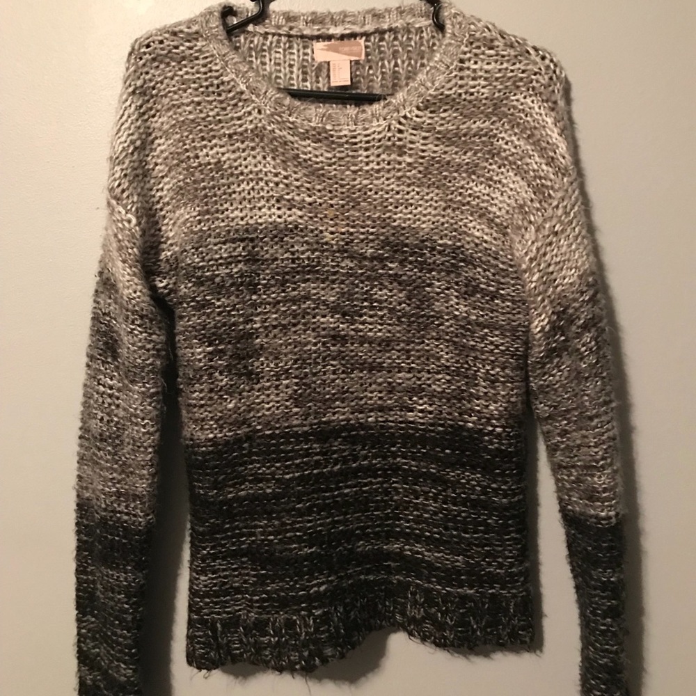 Gray sweater